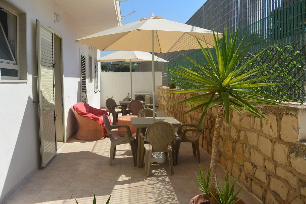Bed and Breakfast Le Signorine Cava dʼAliga Exterior foto